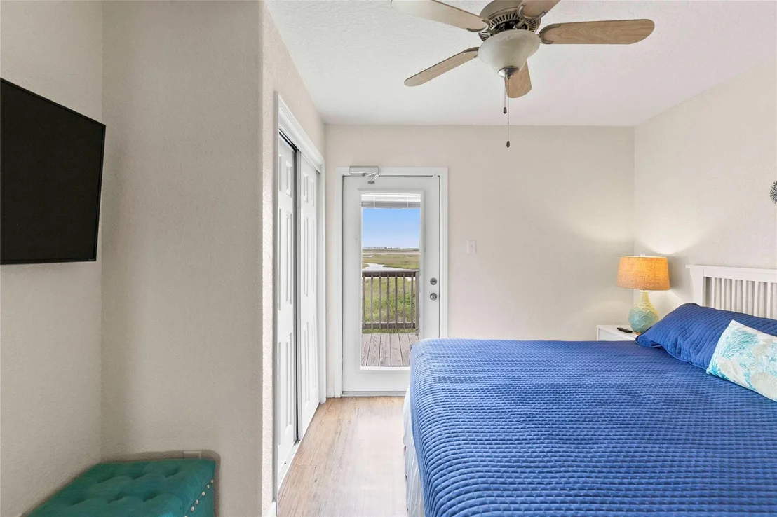 Photo of 757 Bluewater Highway