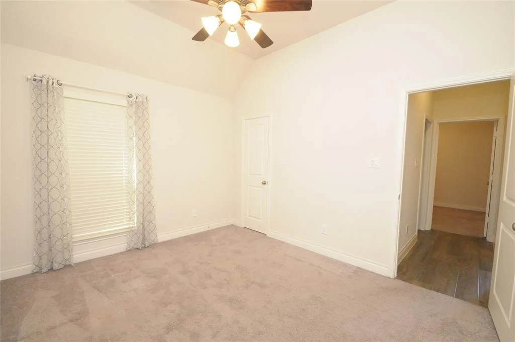 Photo of 23323 Darst Field Trail