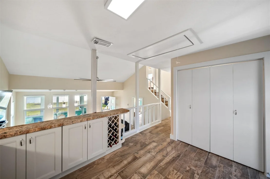 Photo of 414 County Road 243