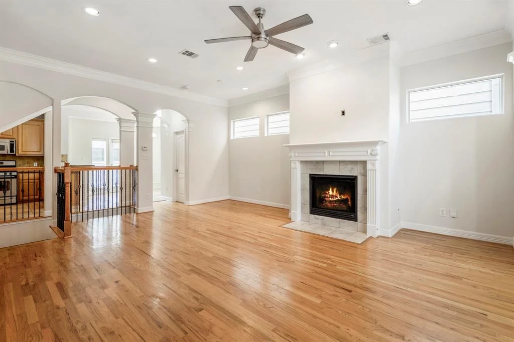Photo of 709 Detering Street