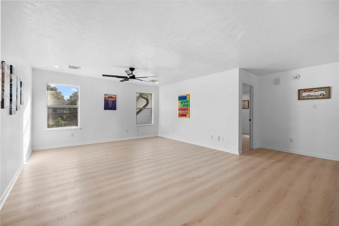 Photo of 9714 Broadley Drive
