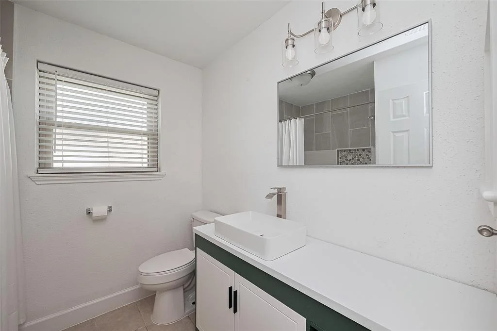 Photo of 7011 Maple Fox Drive