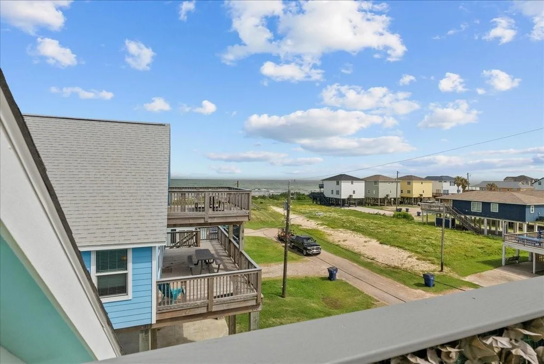 Photo of 130 Beachcomber Avenue
