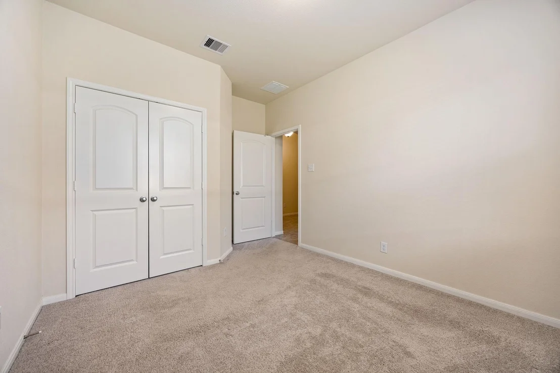 Photo of 523 Bonbrook Lane