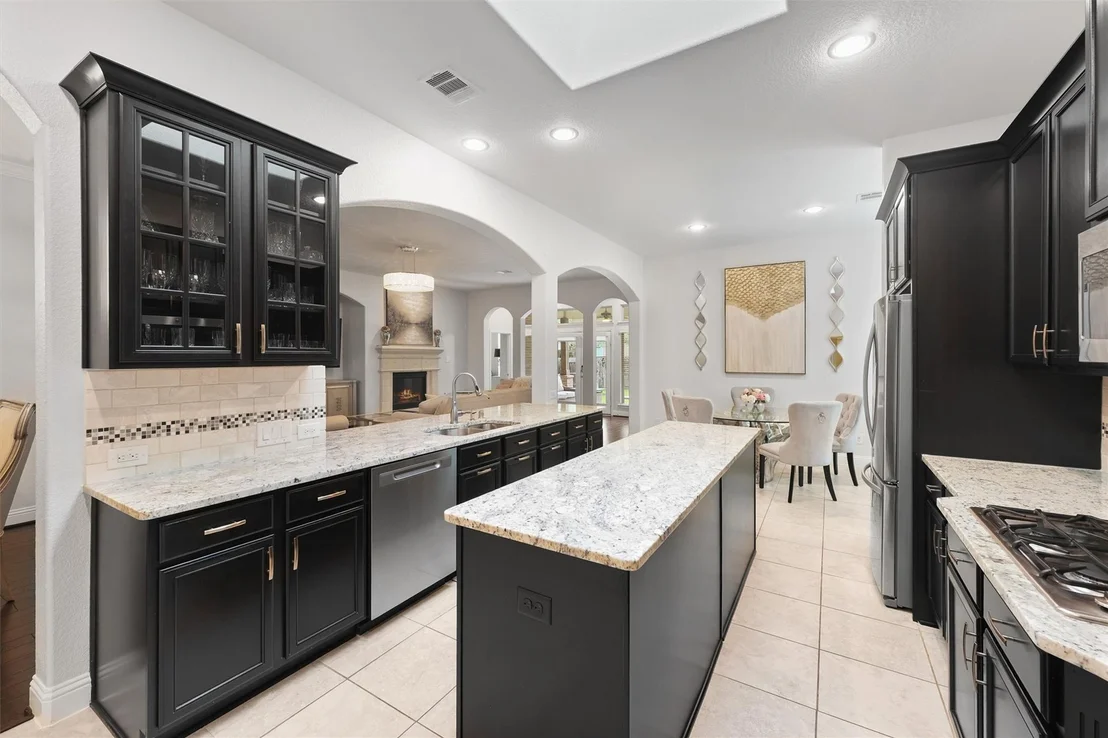 Photo of 6 Inland Prairie Drive
