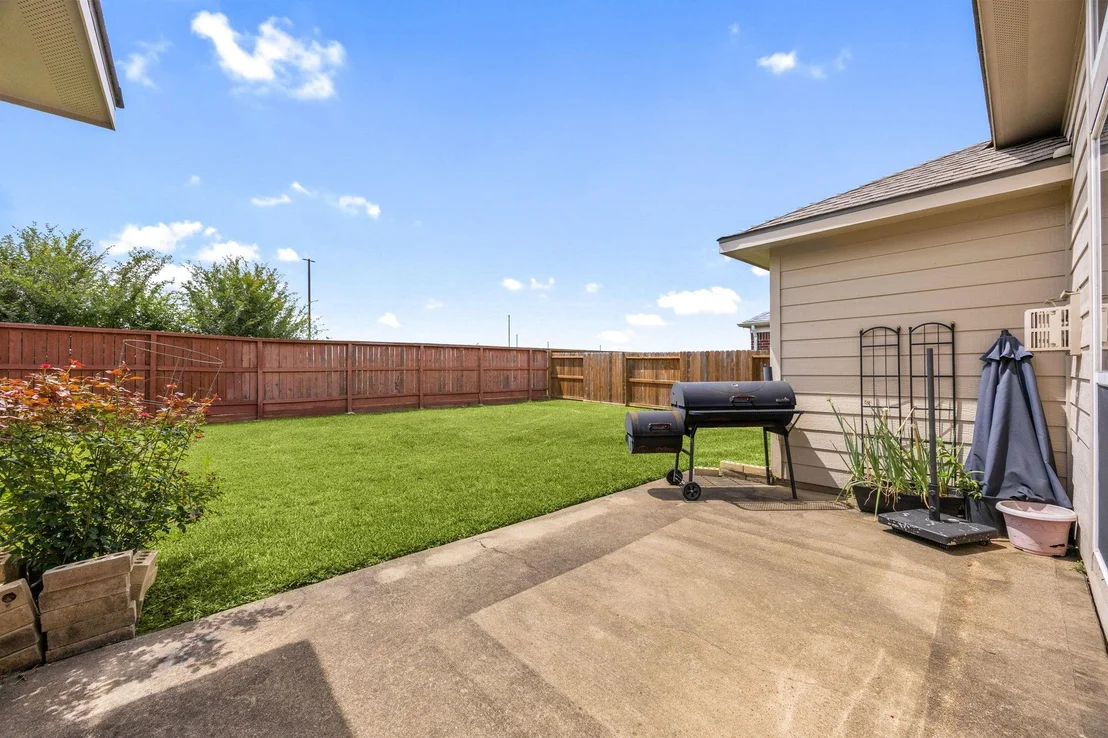 Photo of 14319 W Oblong Circle