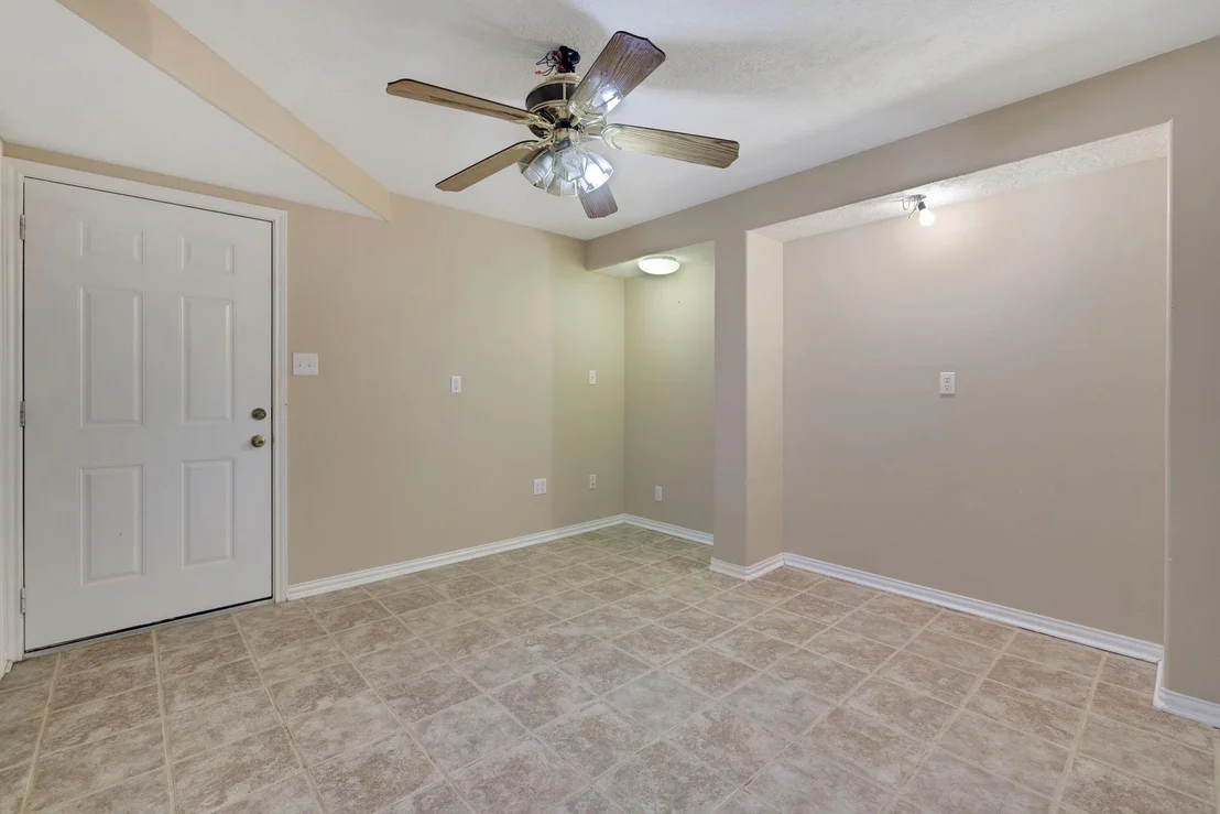 Photo of 360 Holiday Lane