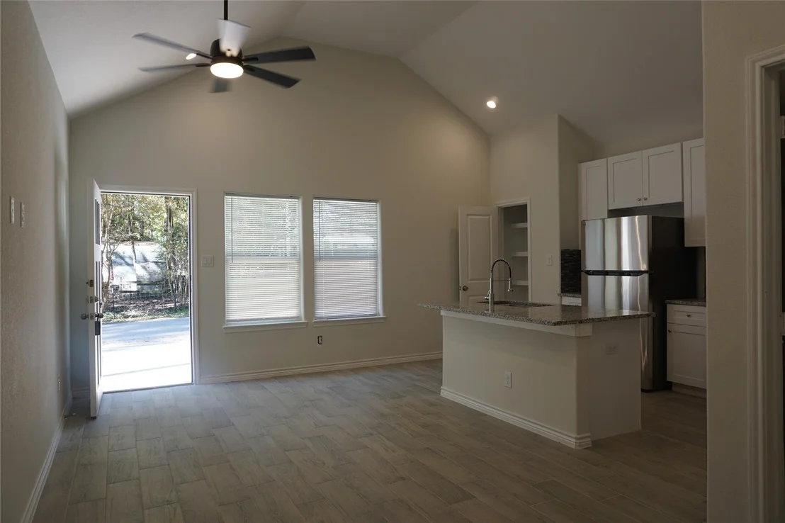 Photo of 9856 Arbor Oak