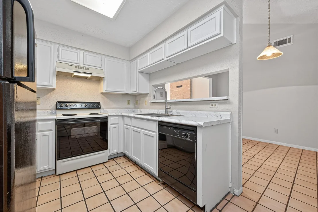 Photo of 16727 Capewood Drive