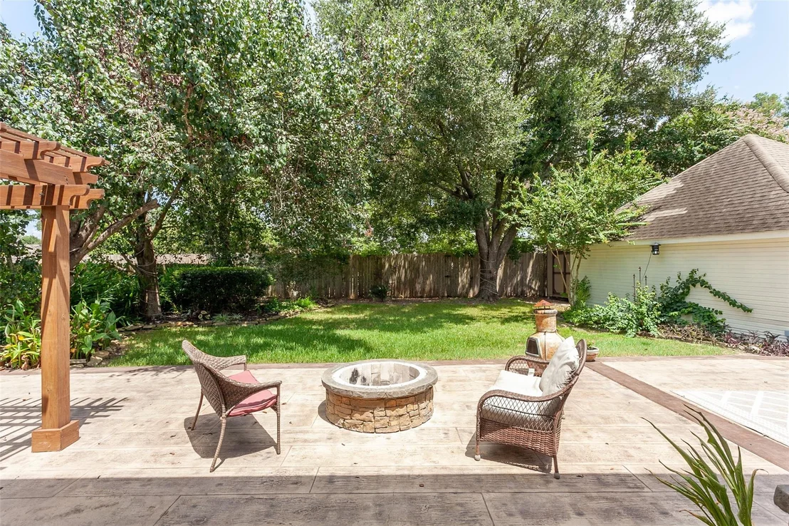 Photo of 3370 Foxbriar Lane