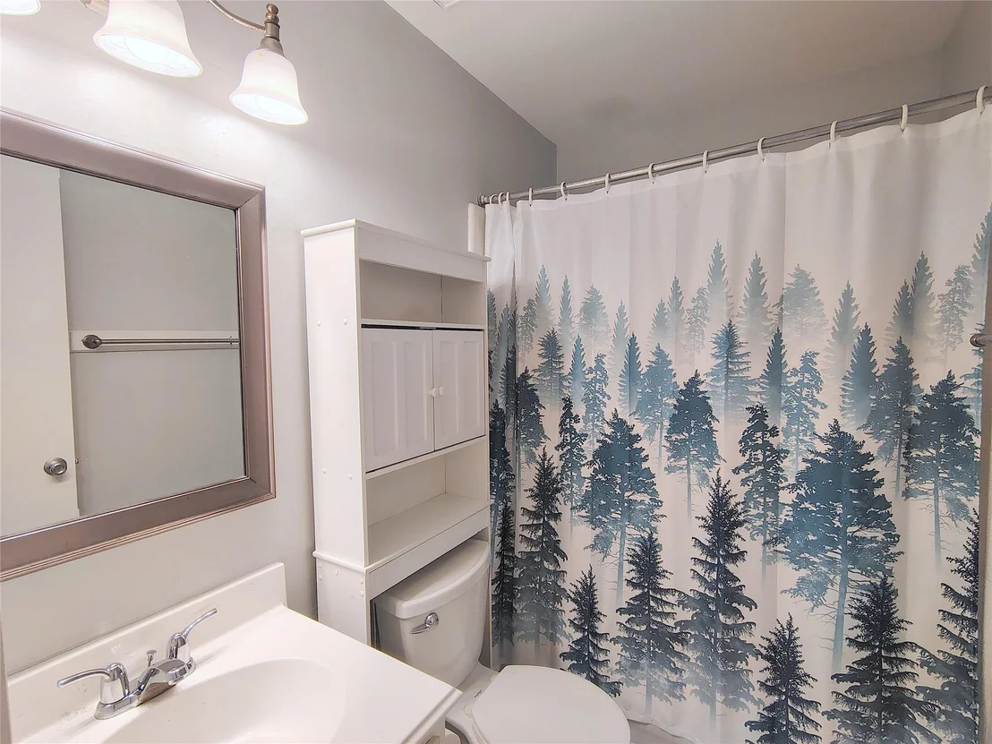Photo of 4403 Waterfall Way