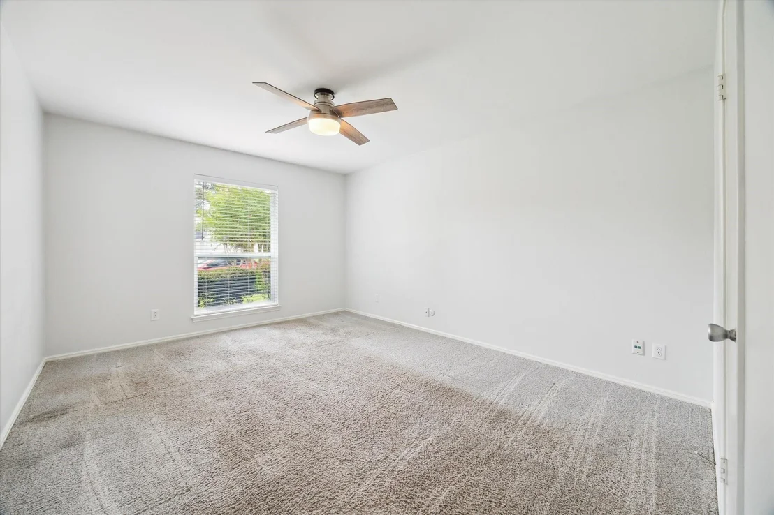 Photo of 2523 Moss Hill Drive