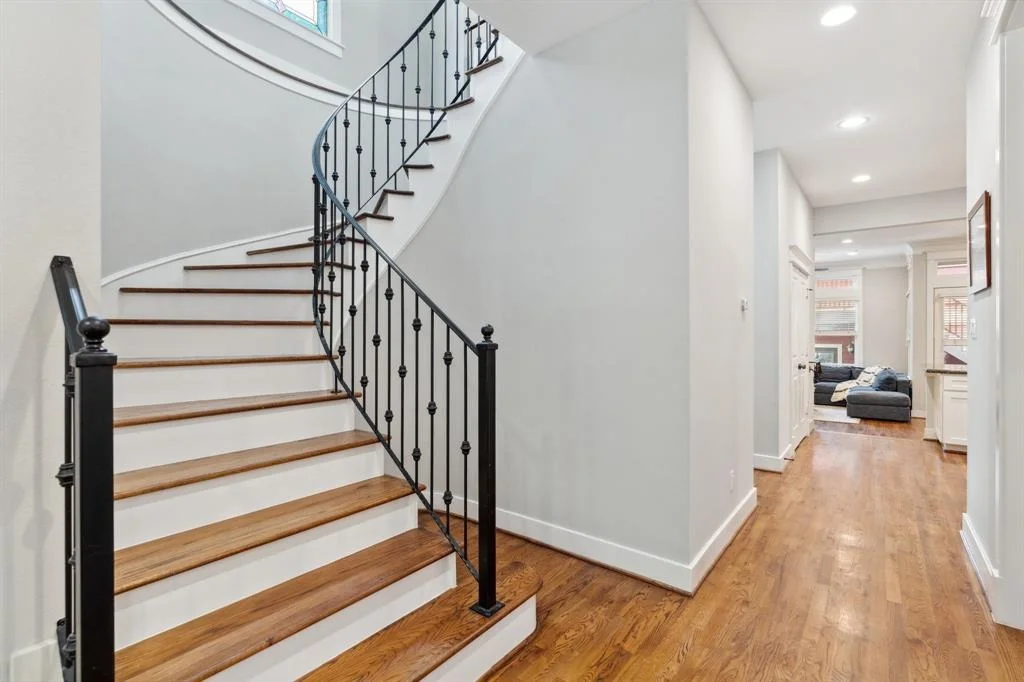 Photo of 2024 Singleton Street