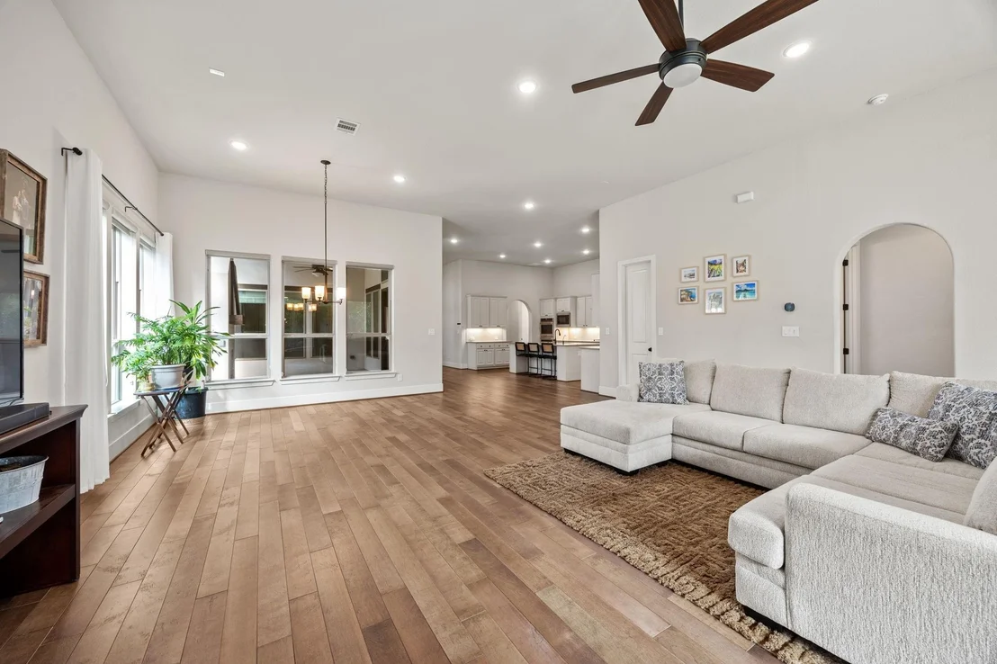 Photo of 38 Madrone Terrace Place
