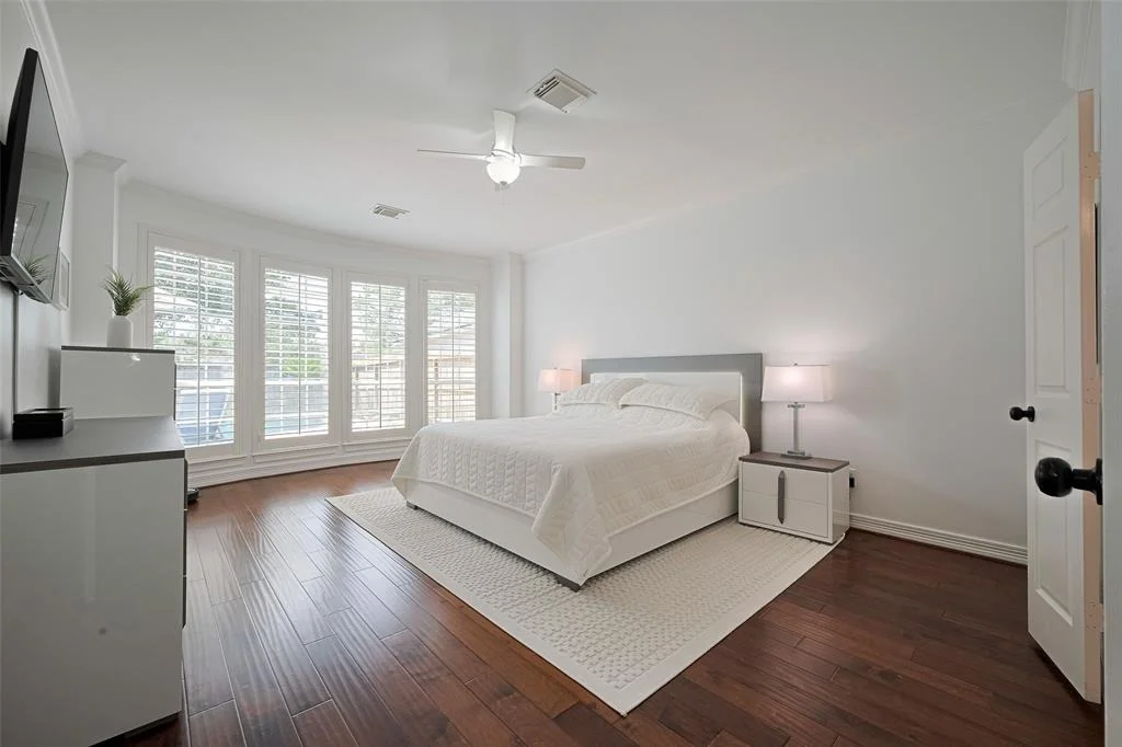 Photo of 16323 Burham Park Drive
