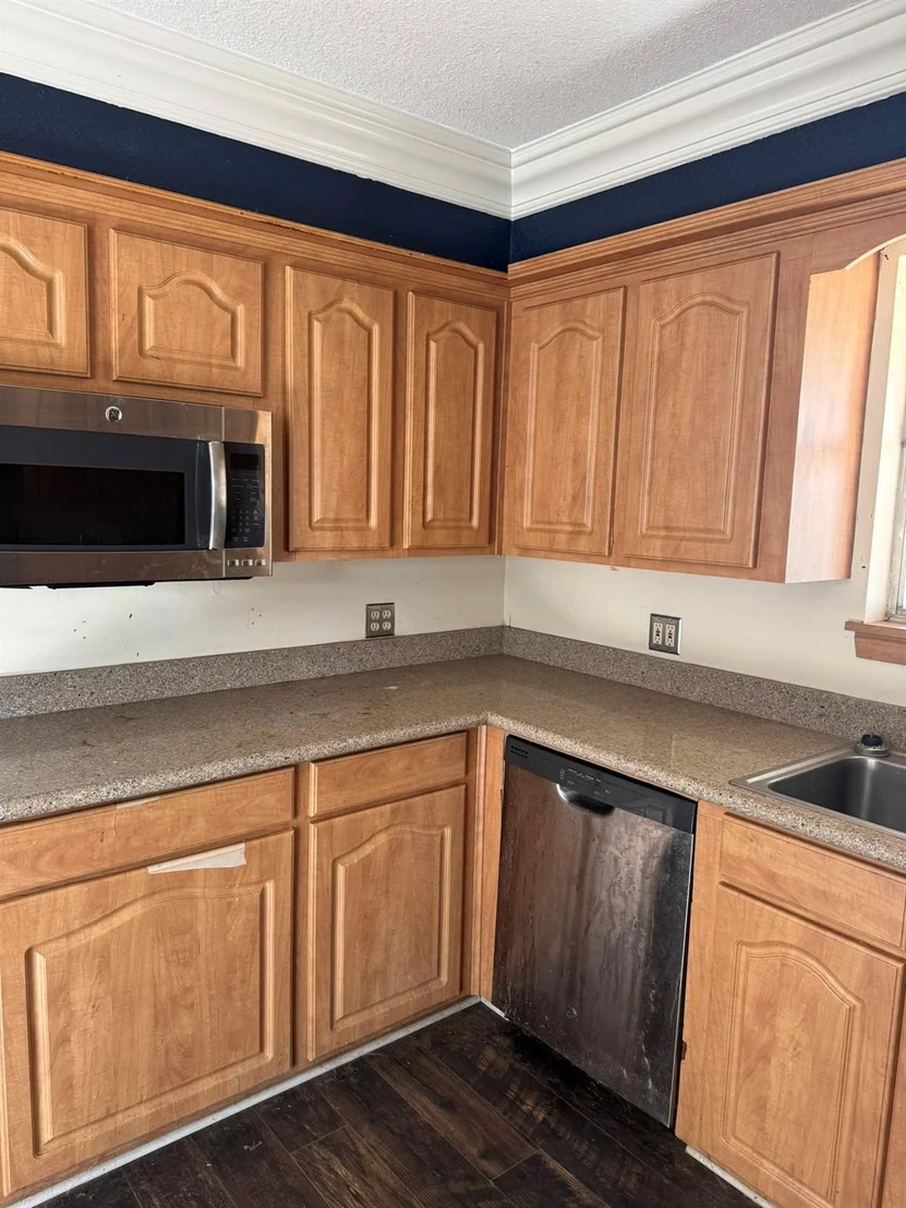Photo of 612 Orangewood Drive
