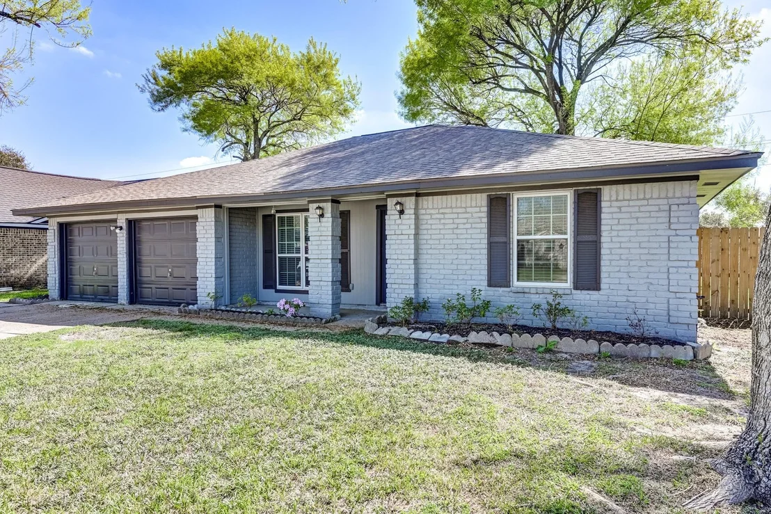Photo of 12415 Foxburo Drive