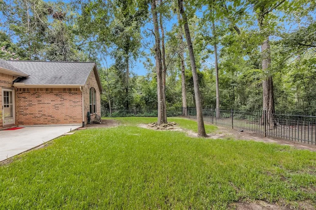 Photo of 9081 N Comanche Circle