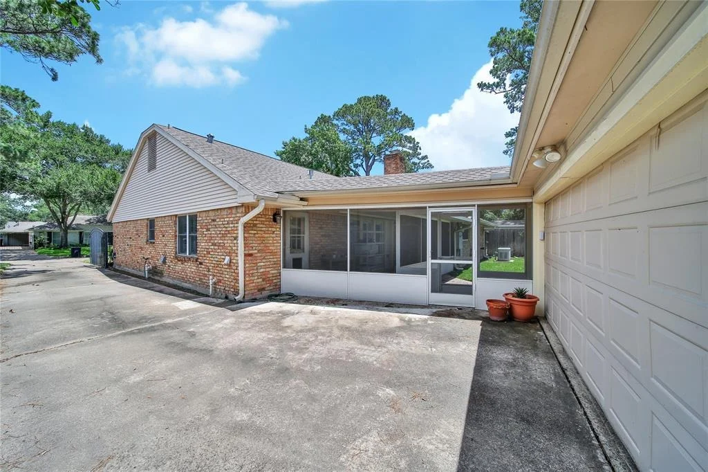 Photo of 1115 Thornton Road