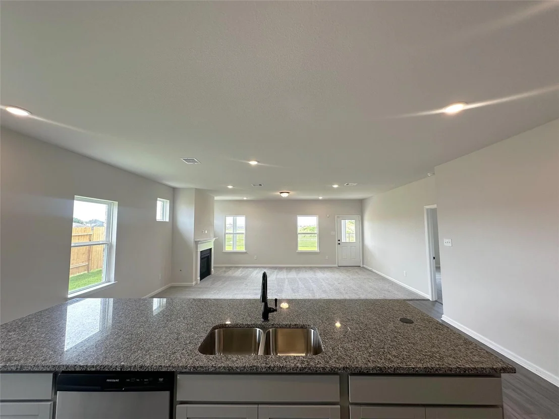 Photo of 672 Woodhaven Lakes Drive