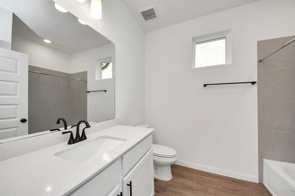 Photo of 7718 Clover Gully Lane
