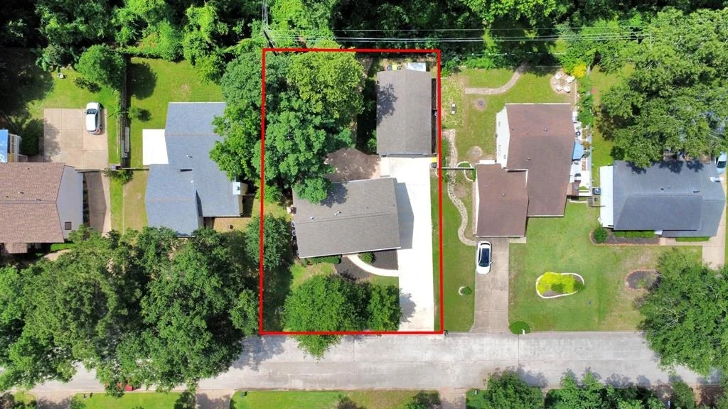 Photo of 2914 Silver Falls Drive