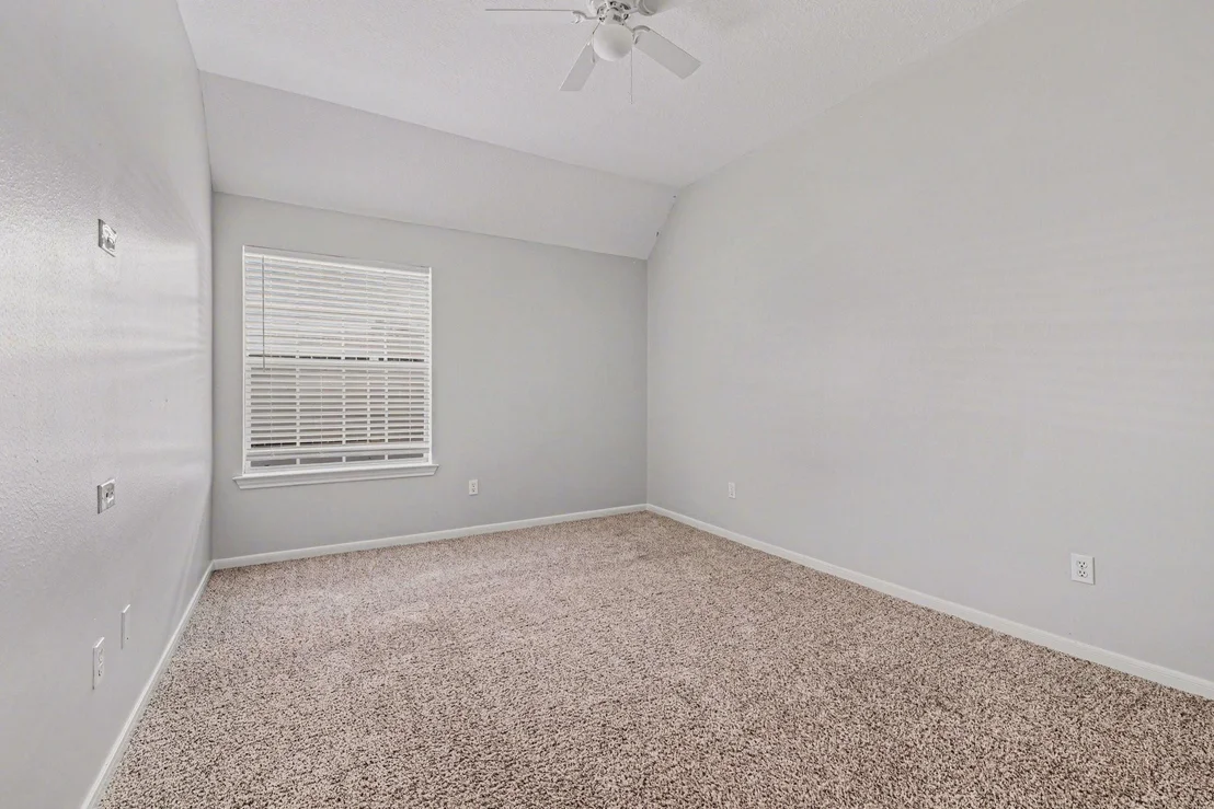 Photo of 215 Bristol Bend Circle