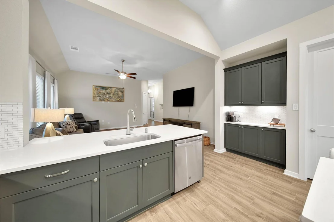 Photo of 10235 Bayou Oaks Drive