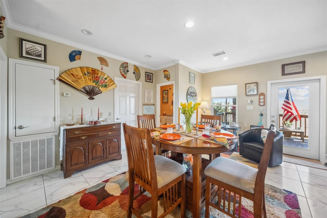 Photo of 521 Beachfront Drive