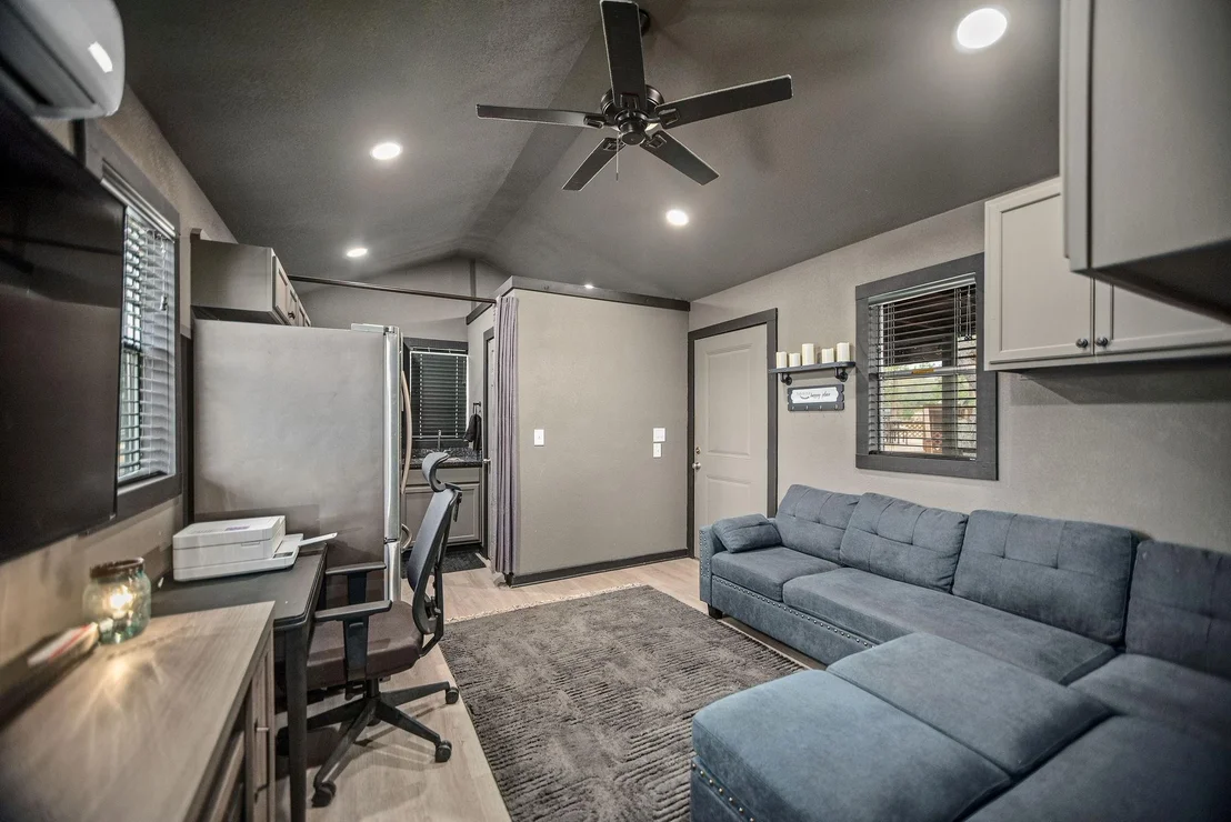 Photo of 1236 Riverside Drive