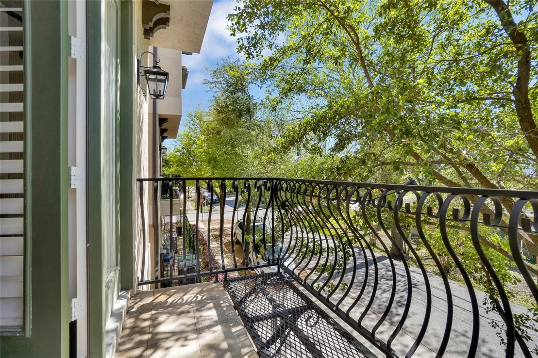 Photo of 1602 Fowler Street