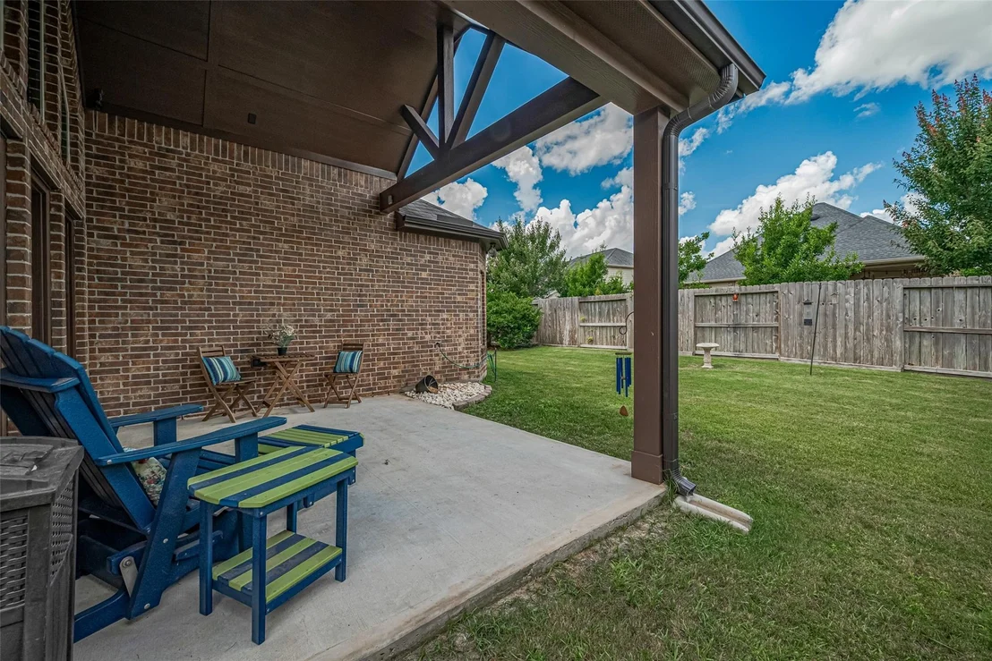 Photo of 28110 Long Mill Lane
