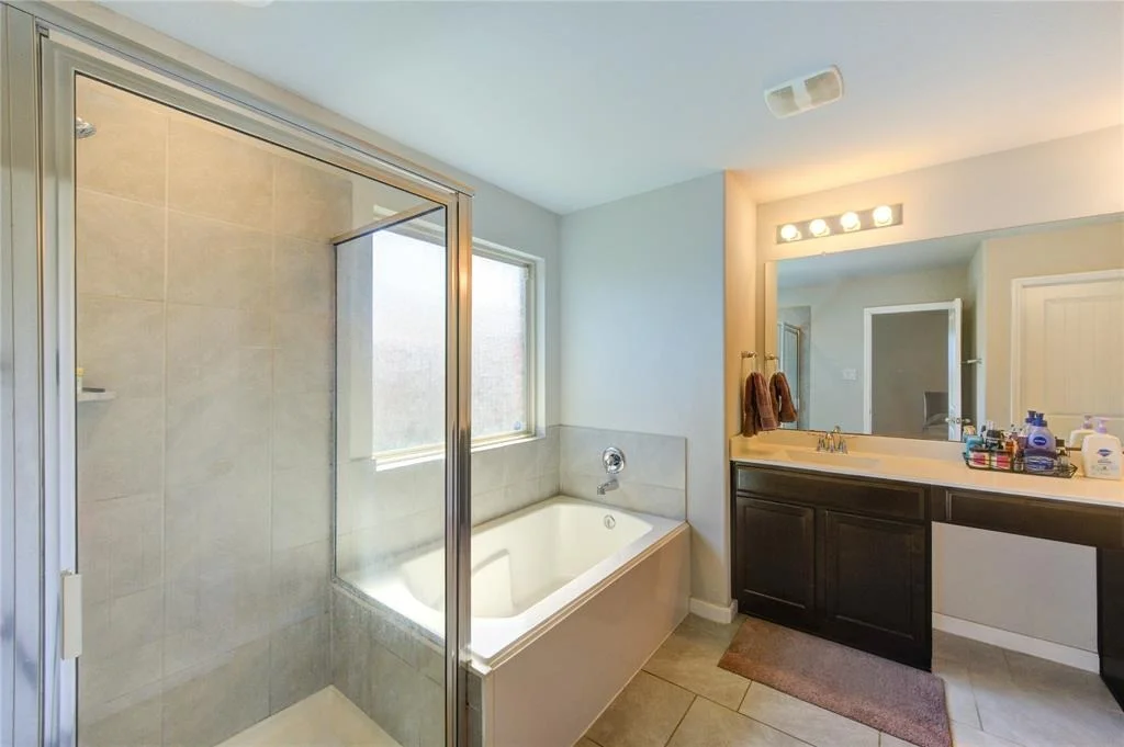 Photo of 9011 Hemlock Drive