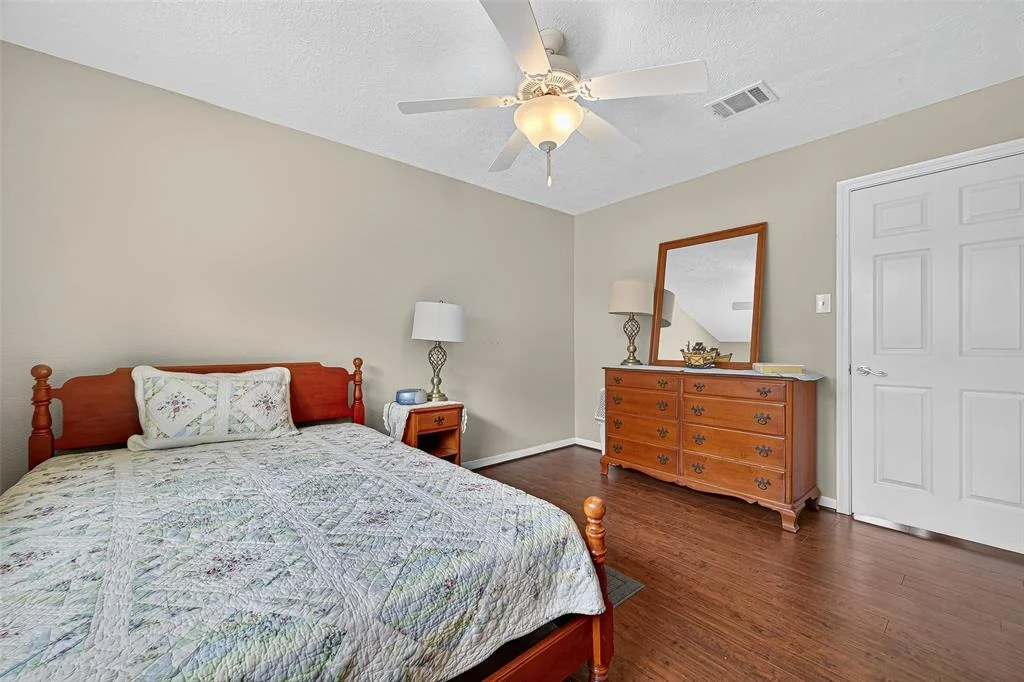 Photo of 18327 Forest Elms Drive