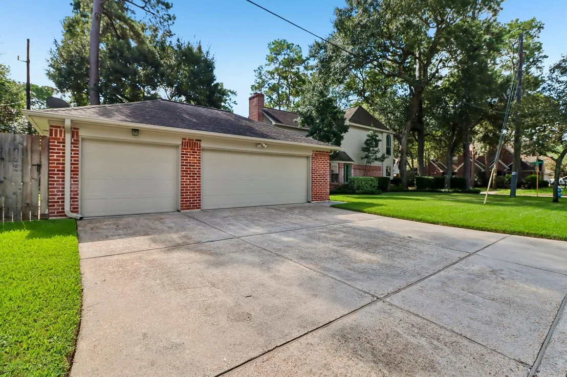 Photo of 13014 Finch Brook Drive