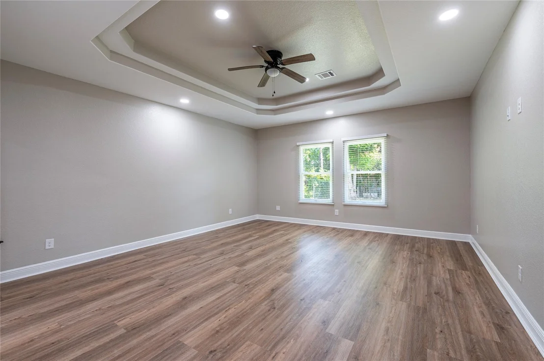 Photo of 8133 Wetherby Lane