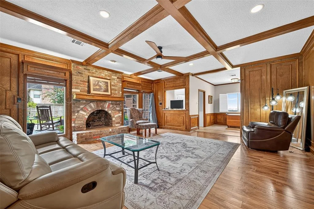 Photo of 18327 Forest Elms Drive