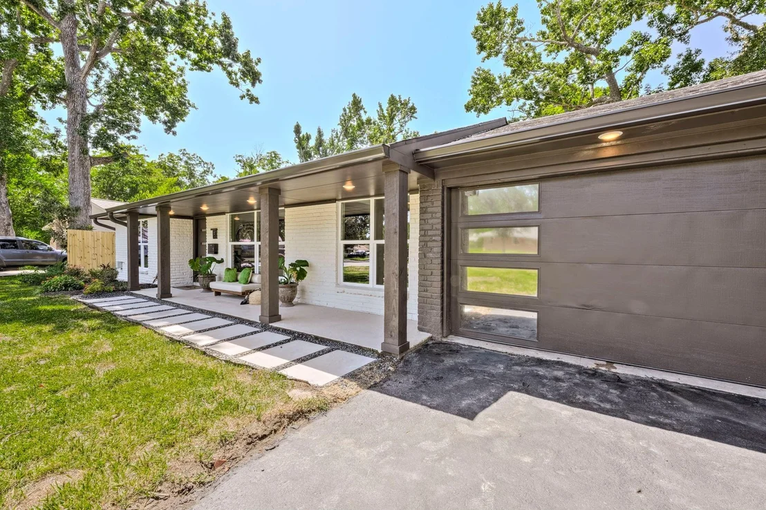Photo of 8923 Rockhurst Drive
