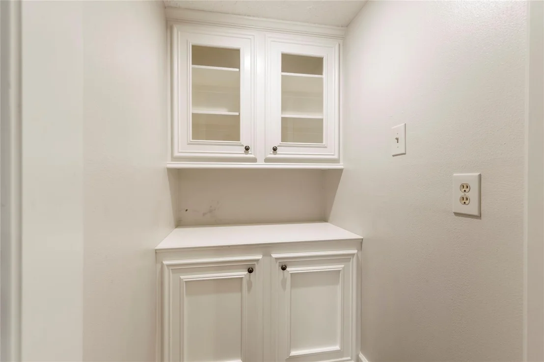 Photo of 8215 Winding Hill Lane