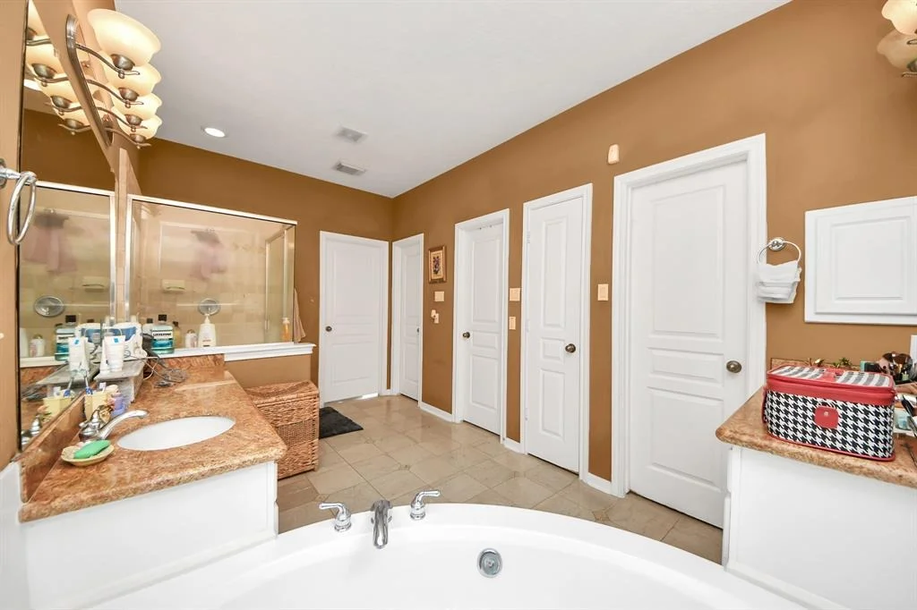 Photo of 12026 Auckland Point