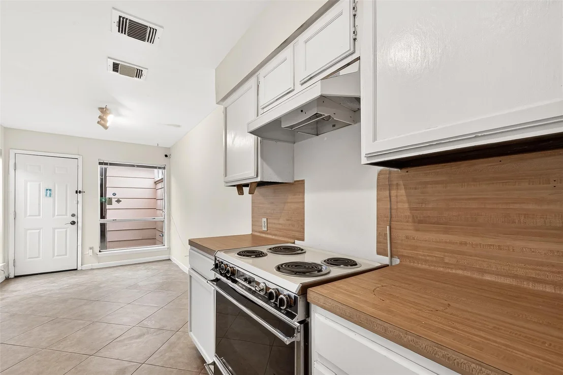 Photo of 12510 Sungate Lane