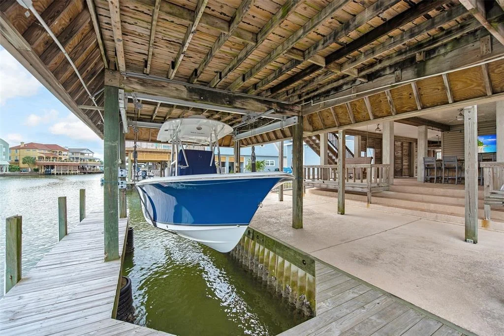 Photo of 214 Bora Bora Drive