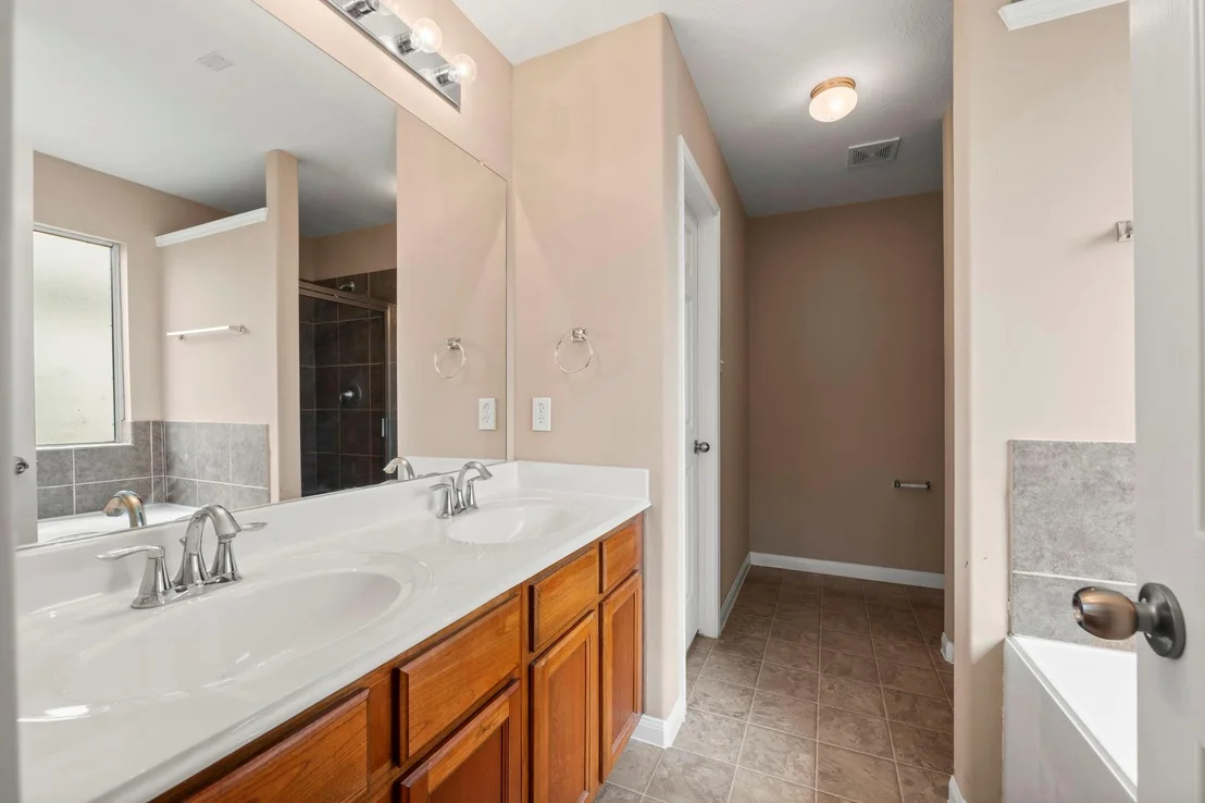 Photo of 3906 Falvel Shadow Creek Drive