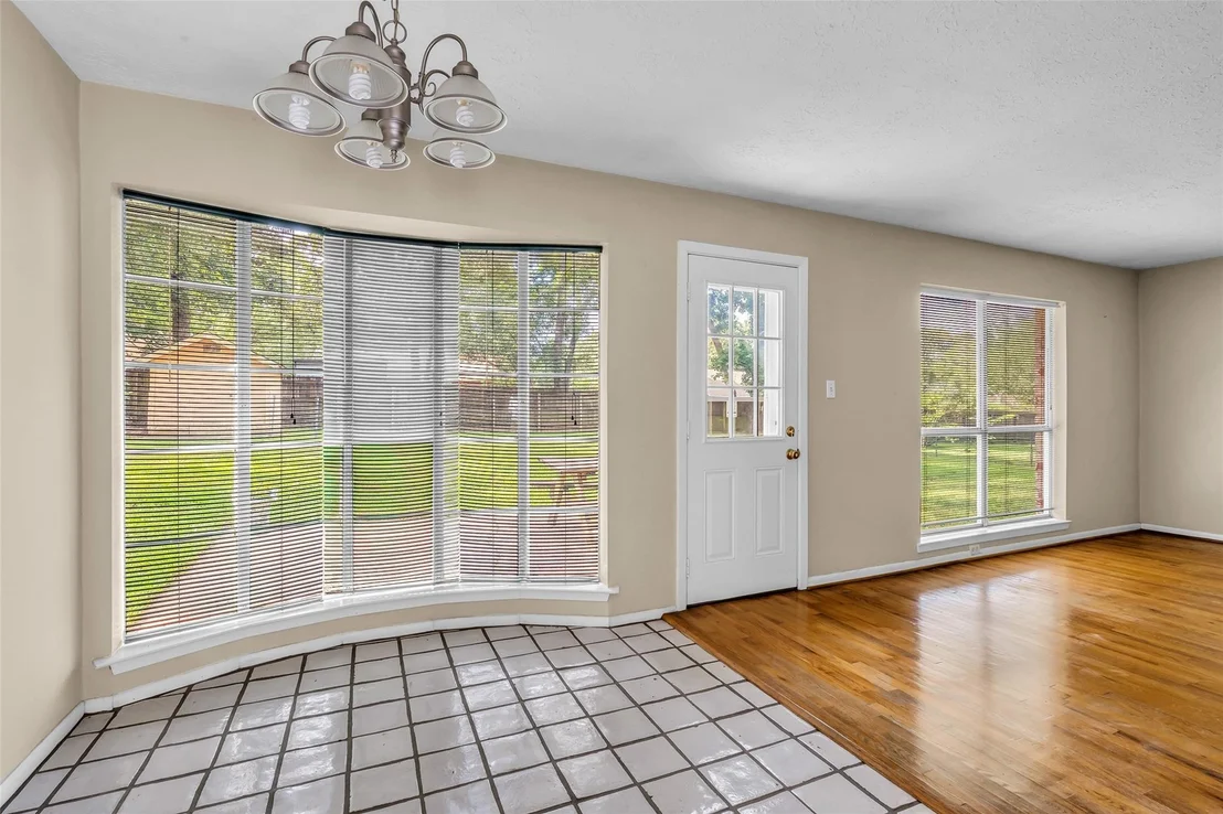 Photo of 168 Greenleaf Lane