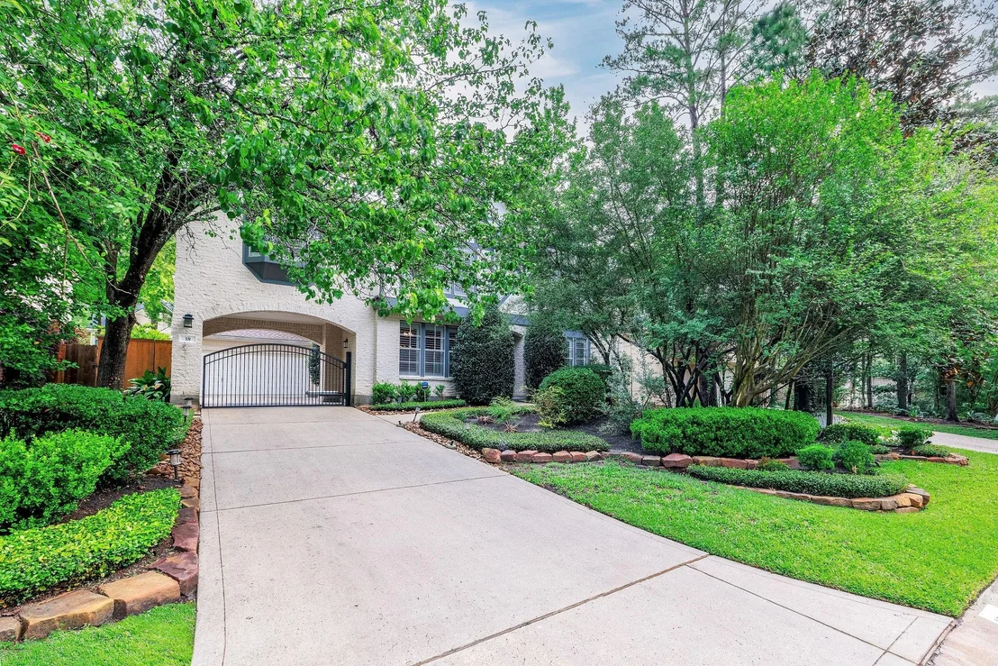 Photo of 18 Doeskin Place