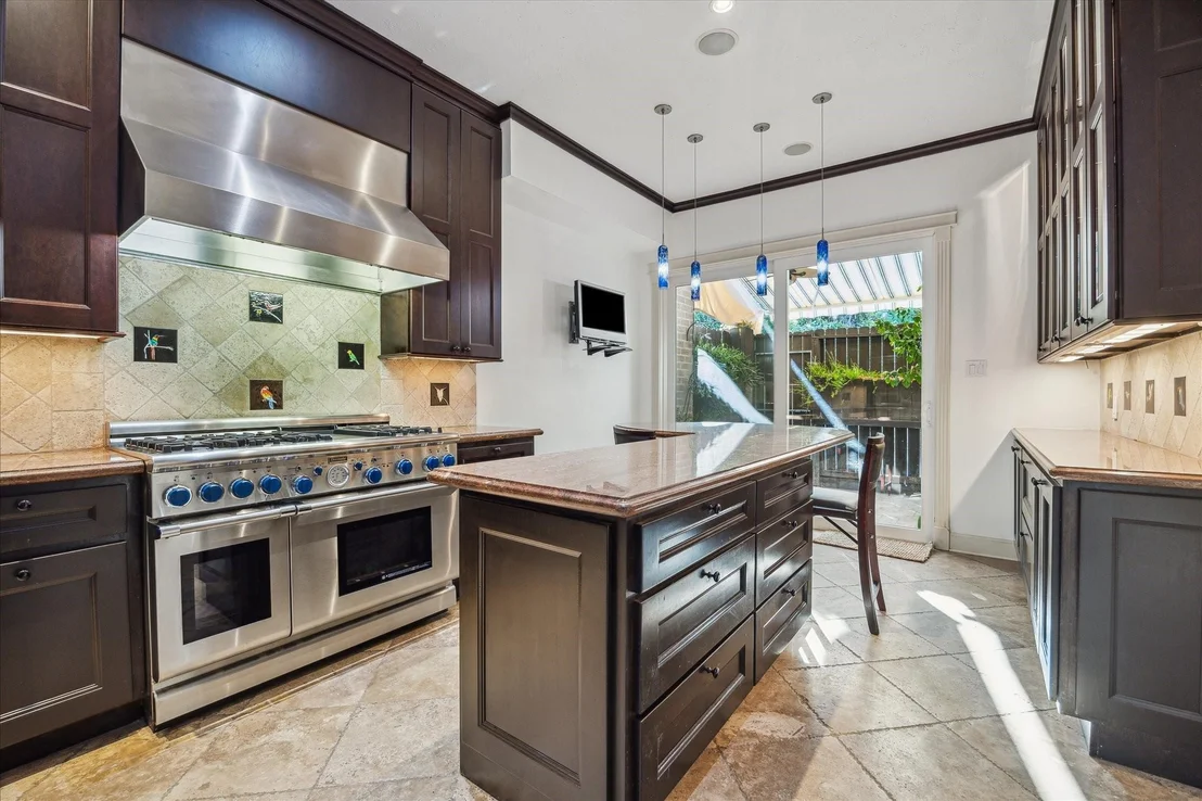Photo of 45 Bayou Pointe Drive