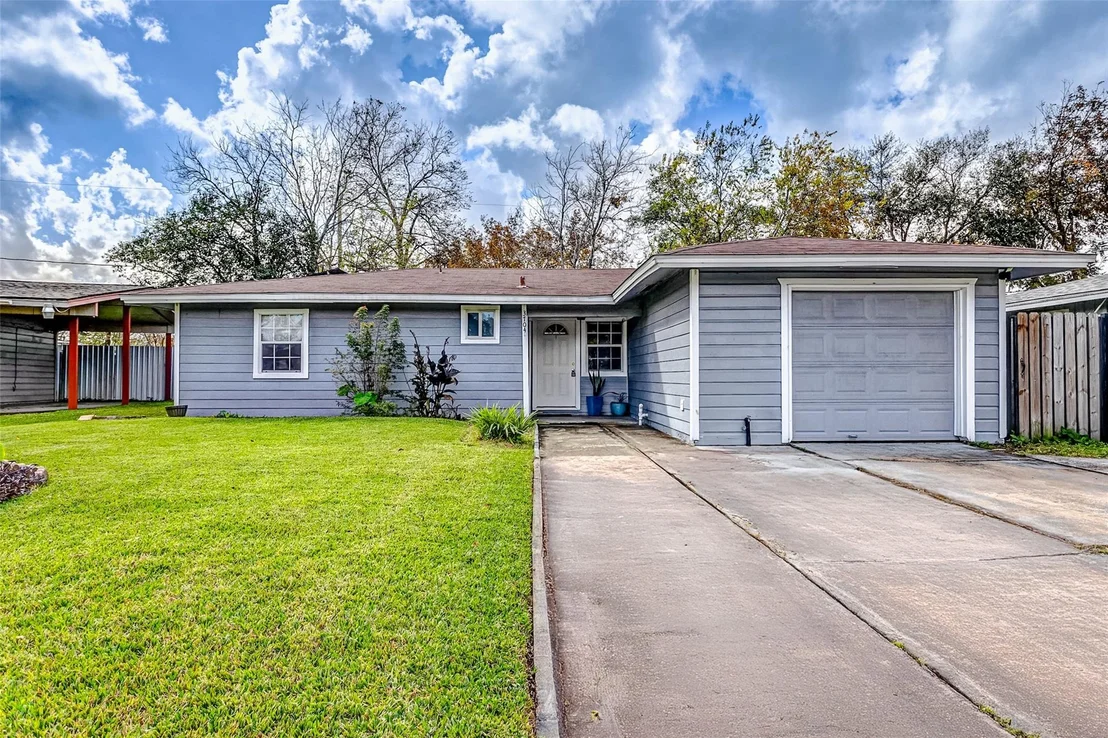 Photo of 3704 Malone Drive