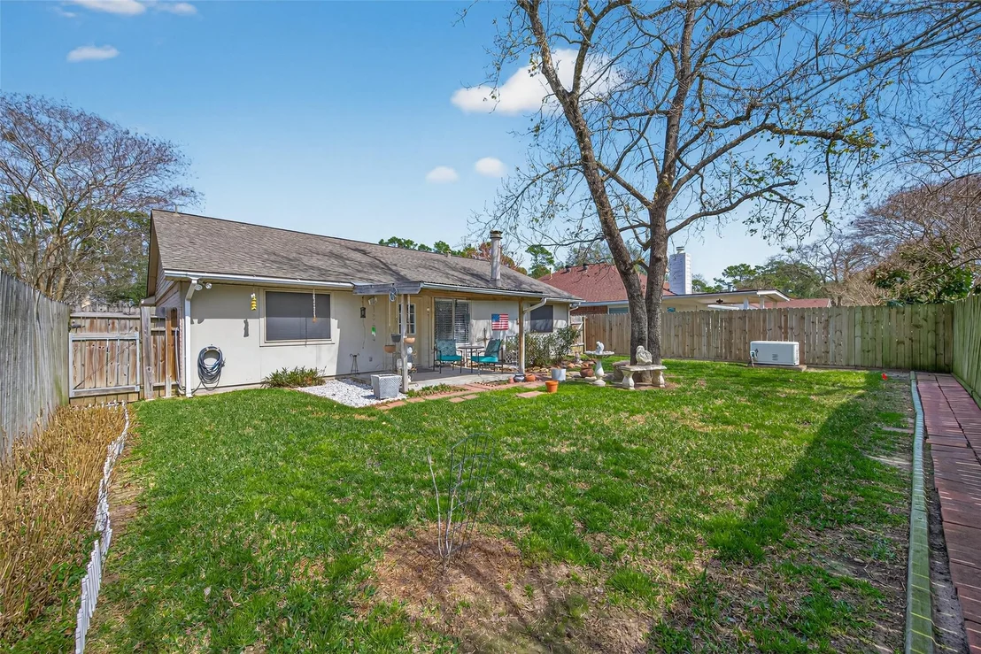 Photo of 3639 Nutwood Lane