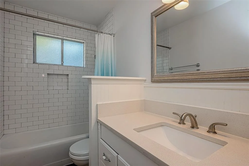 Photo of 5914 Dawnridge Drive