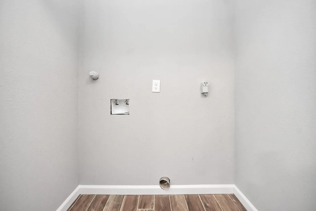 Photo of 916 Woods Drive